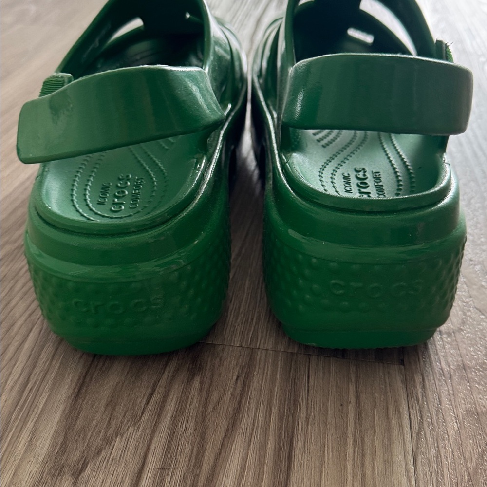 CROCS Platform Sandals - Picture 5 of 6